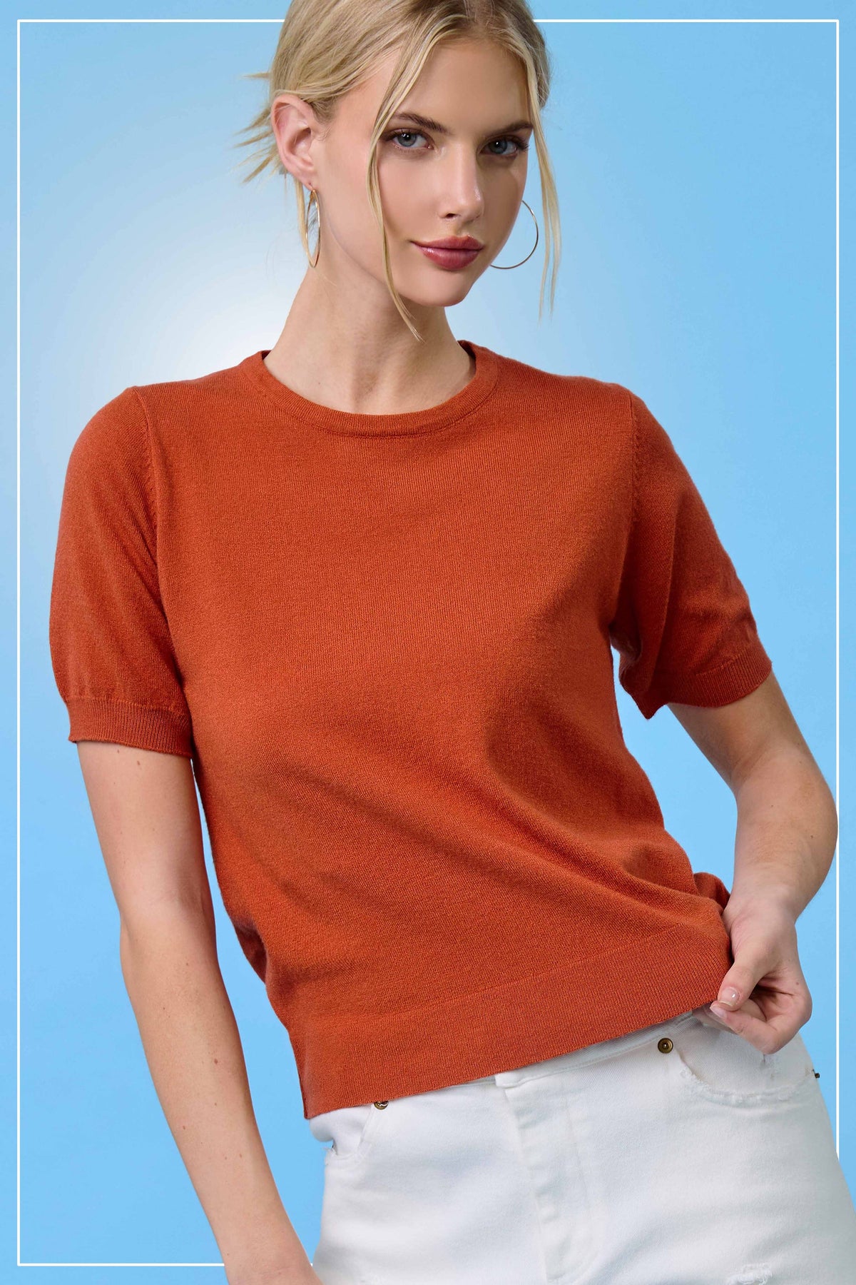 Lightweight Sweater in Pumpkin