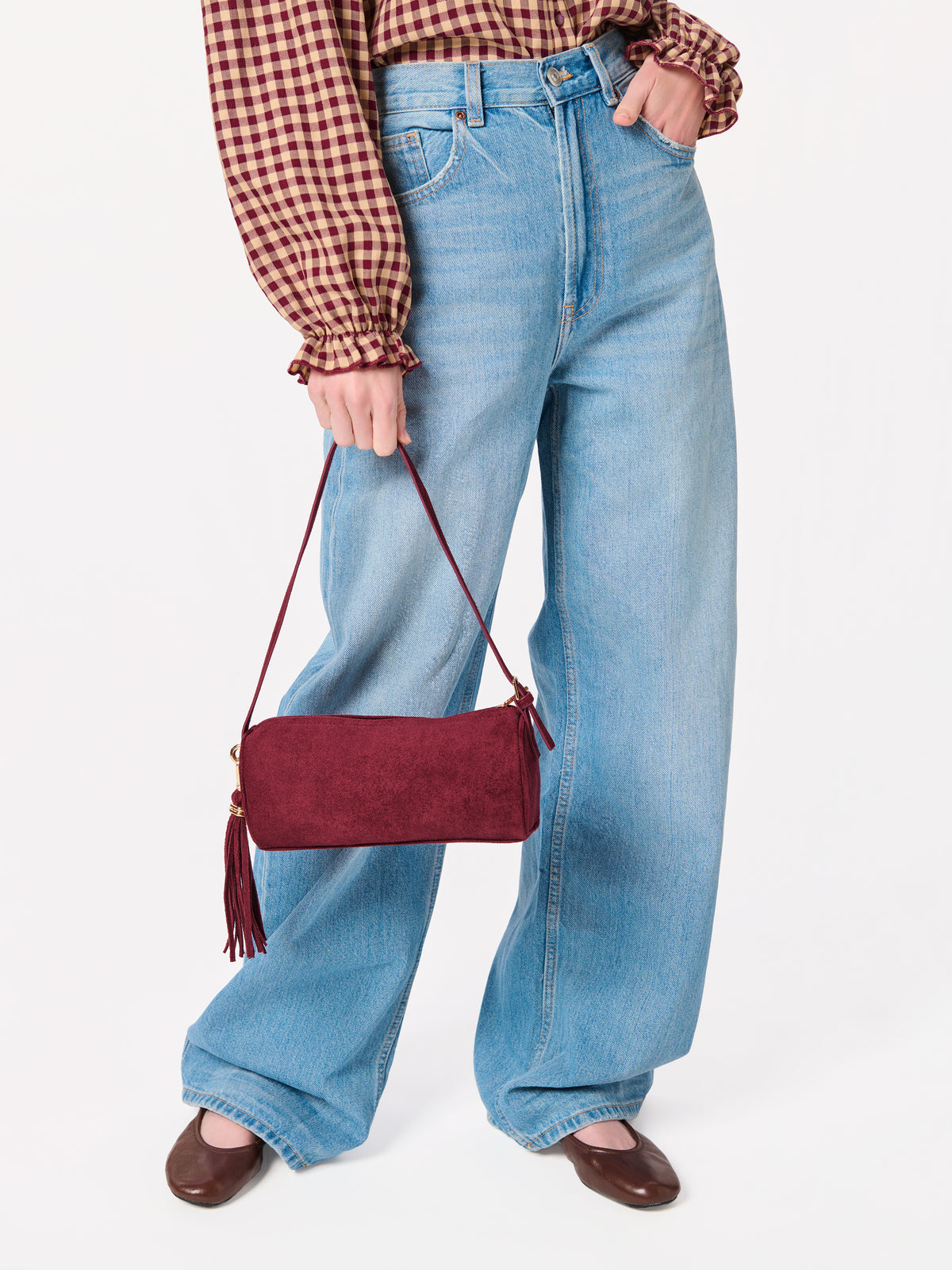 Kylie Barrel Shoulder Bag in Wine