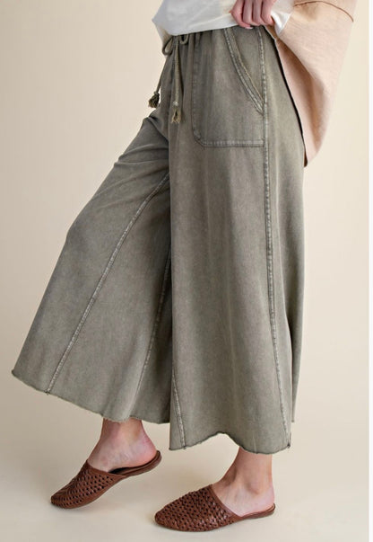 Mineral Washed Terry Knit Pants in Ash