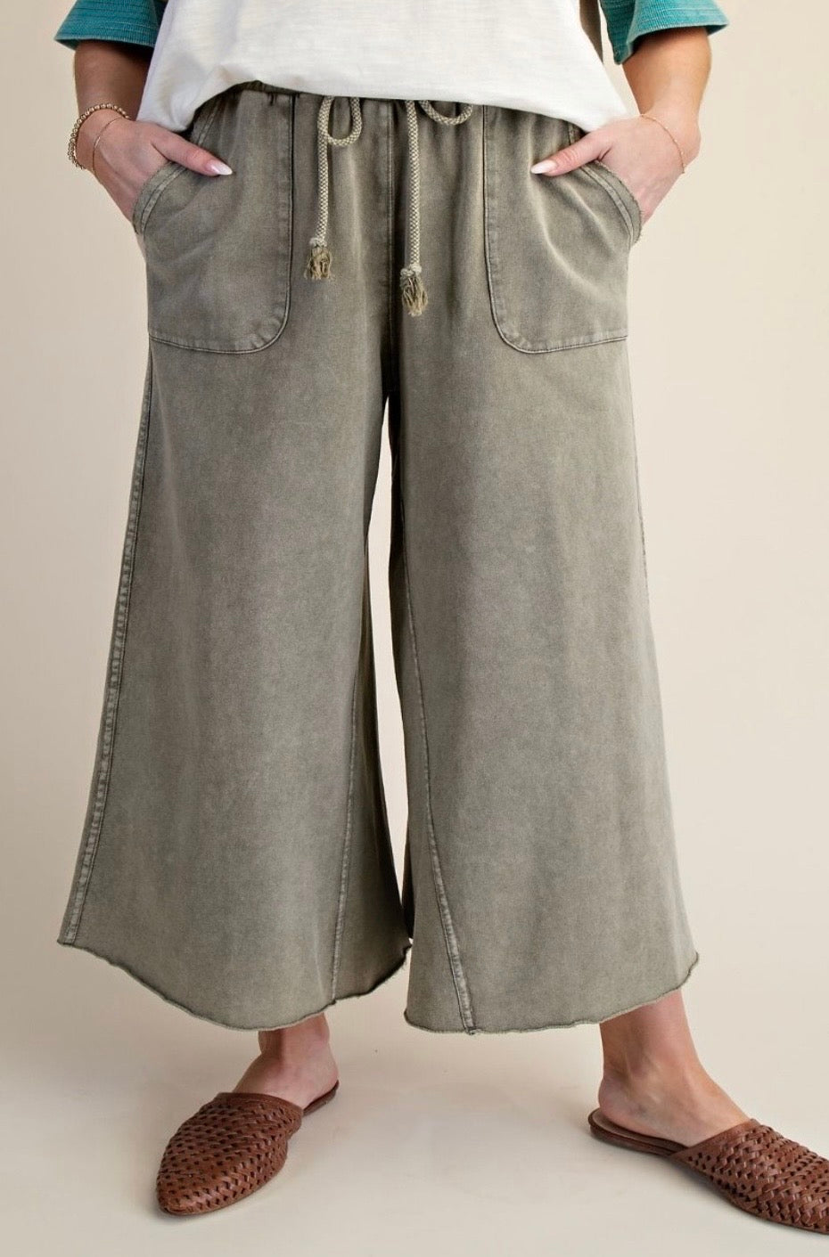 Mineral Washed Terry Knit Pants in Ash