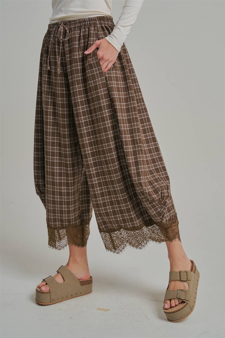Brown Plaid Balloon Pants