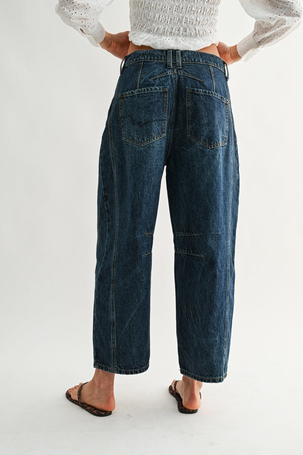 Cammy Dark Wash Barrel Jean